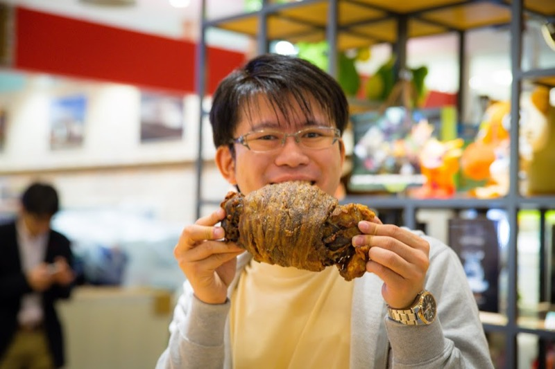 Illustration for article titled Capcom Just Opened a Restaurant in Japan. Again.